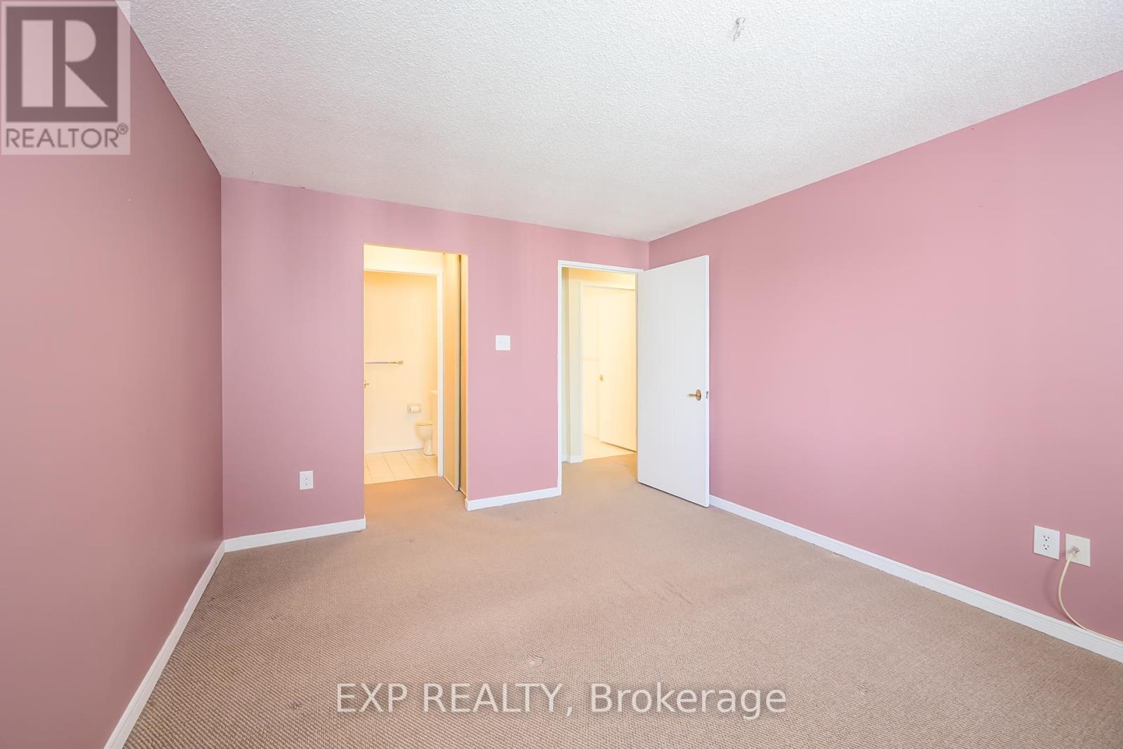 Photo 7 of 910 570 Proudfoot Lane, London North ON