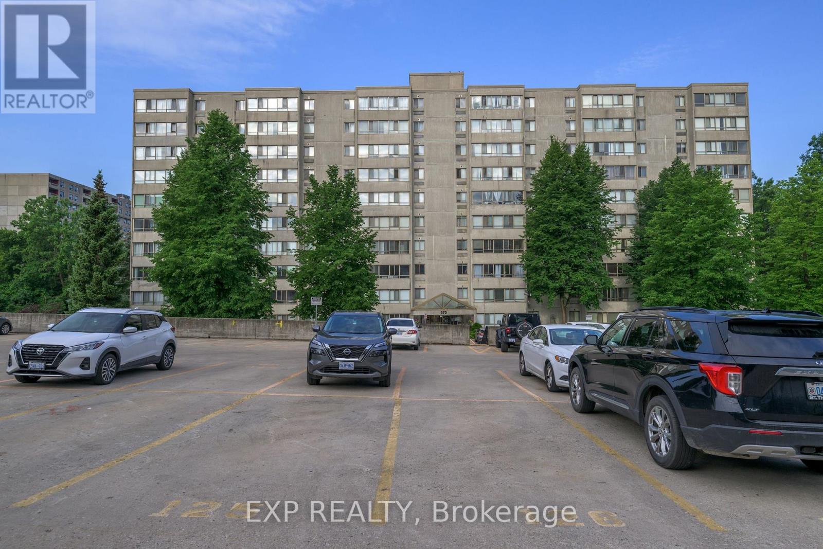 Photo 23 of 910 570 Proudfoot Lane, London North ON