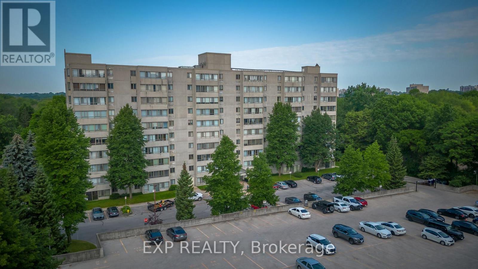 Photo 17 of 910 570 Proudfoot Lane, London North ON
