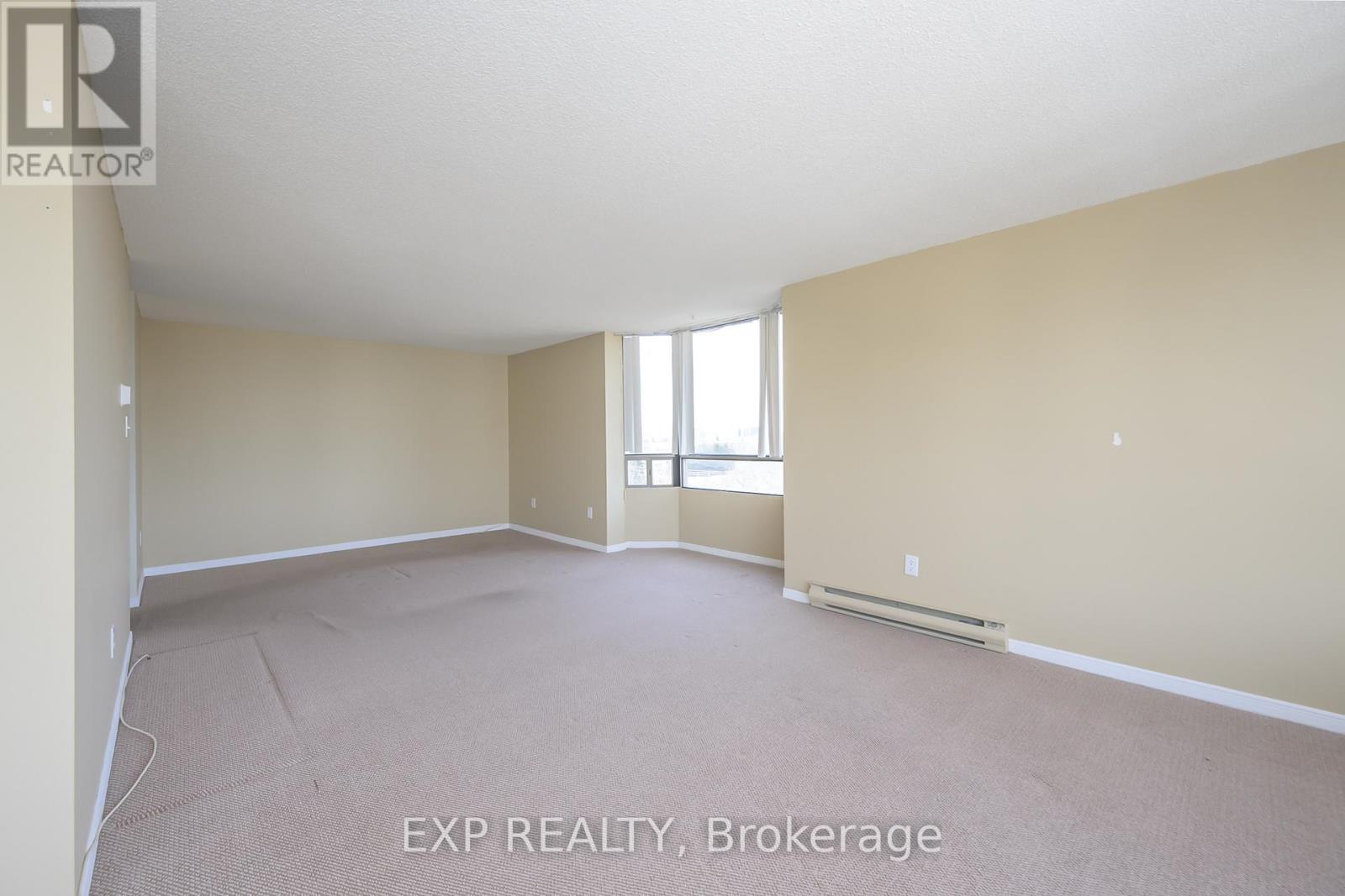 Photo 12 of 910 570 Proudfoot Lane, London North ON
