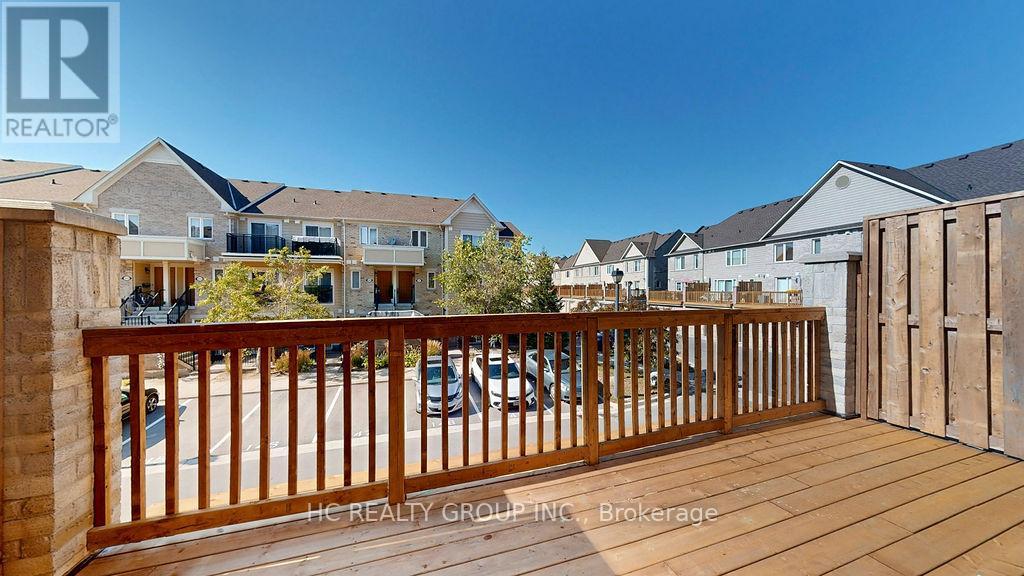 Photo 5 of 268 4975 Southampton Drive, Mississauga ON