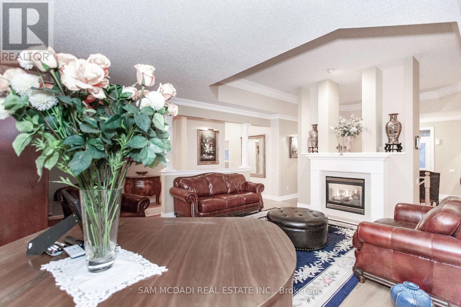 Photo 10 of Upper 50 Links Lane, Brampton ON