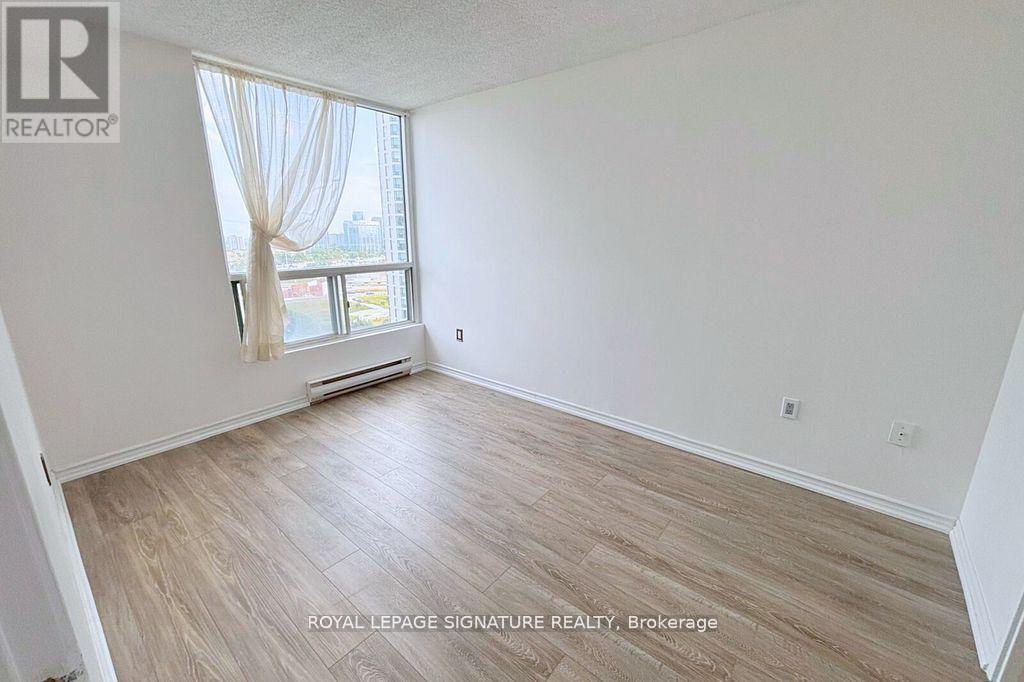 Photo 13 of 1405 4470 Tucana Court, Mississauga ON