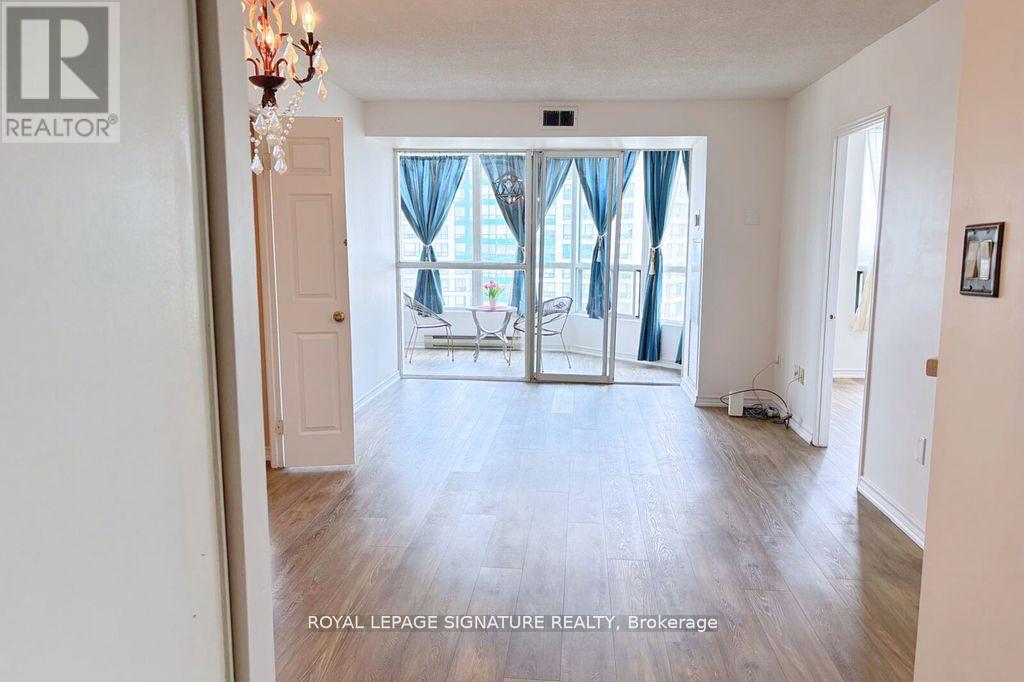 Photo 4 of 1405 4470 Tucana Court, Mississauga ON