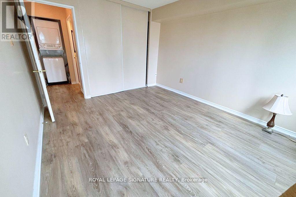 Photo 9 of 1405 4470 Tucana Court, Mississauga ON