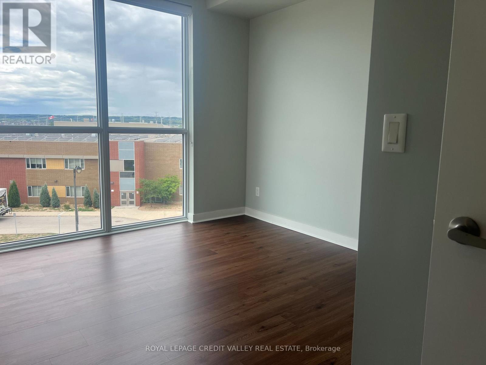 Photo 15 of D 416 5220 Dundas Street, Burlington ON