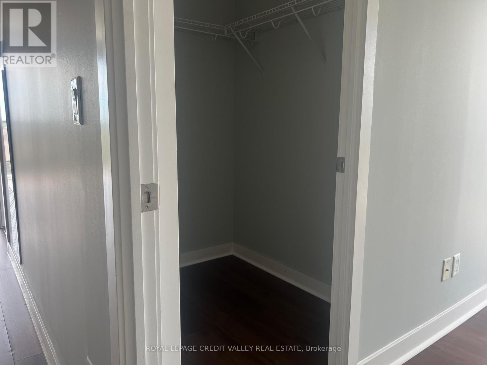 Photo 27 of D 416 5220 Dundas Street, Burlington ON