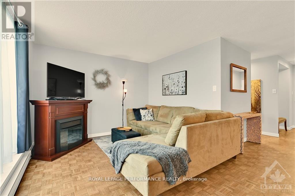 Photo 26 of 1115 2020 Jasmine Crescent, Ottawa ON