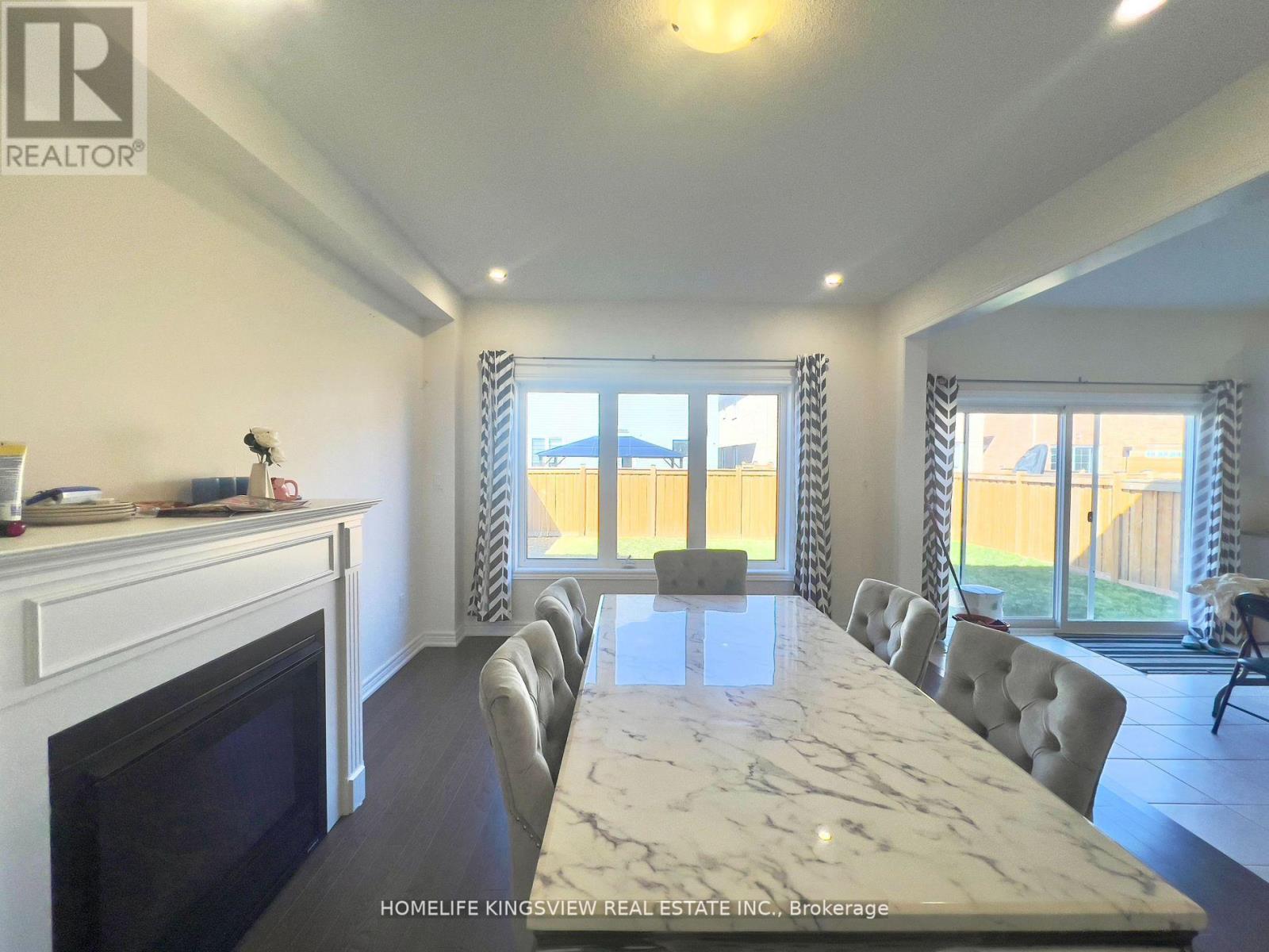 Photo 10 of 708 Gilmour Crescent, Shelburne ON