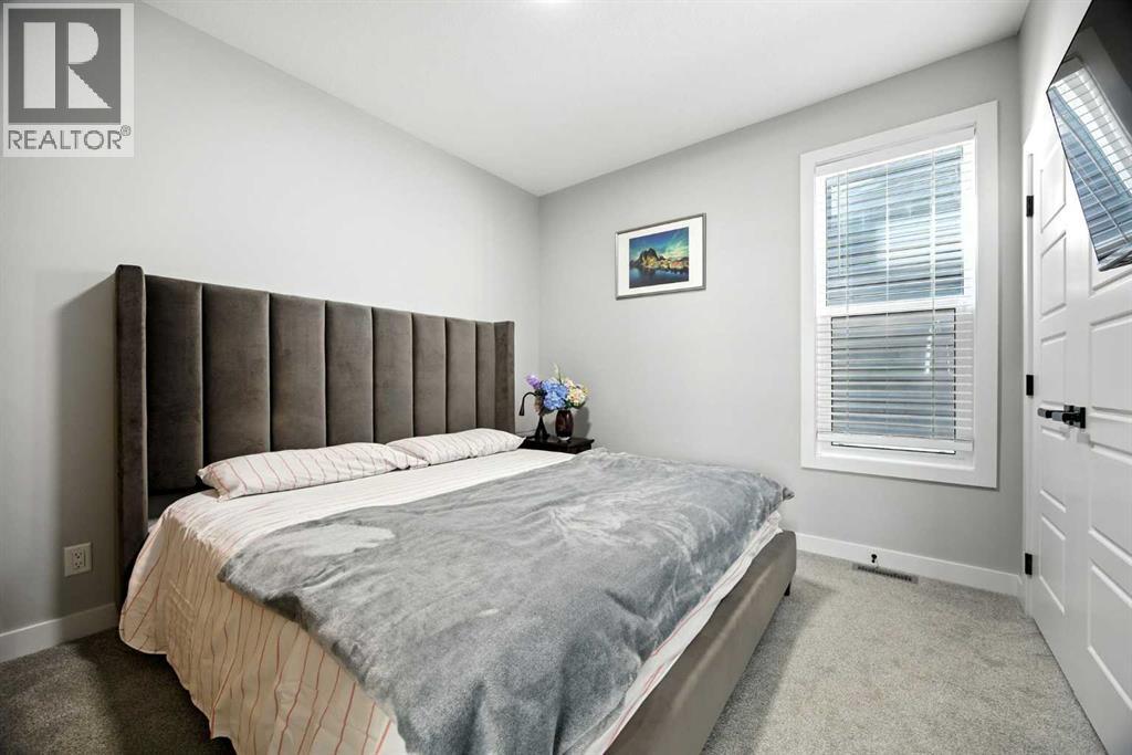 Photo 9 of 97 Amblehurst Gardens Nw, Calgary AB