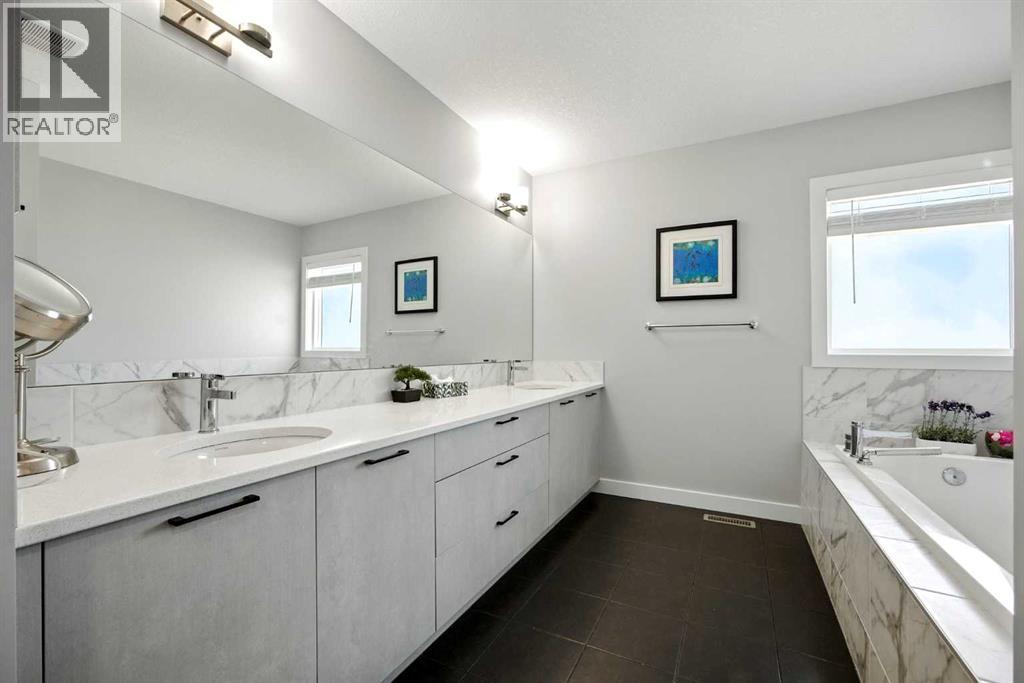 Photo 23 of 97 Amblehurst Gardens Nw, Calgary AB