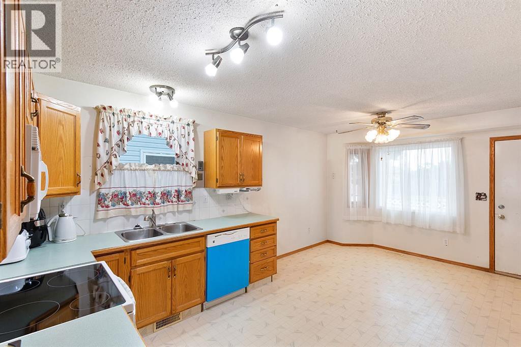 Photo 20 of 5241 Aspen Drive, Blackfalds AB