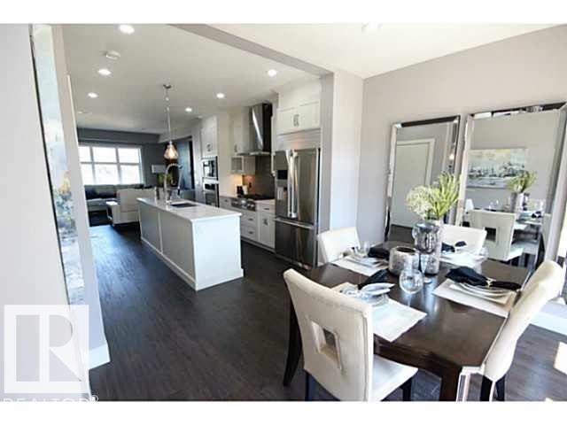 Photo 20 of 11333 76 Av Nw, Edmonton AB