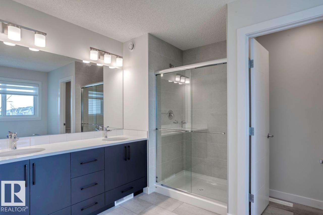 Photo 20 of 2831 191 St Nw, Edmonton AB