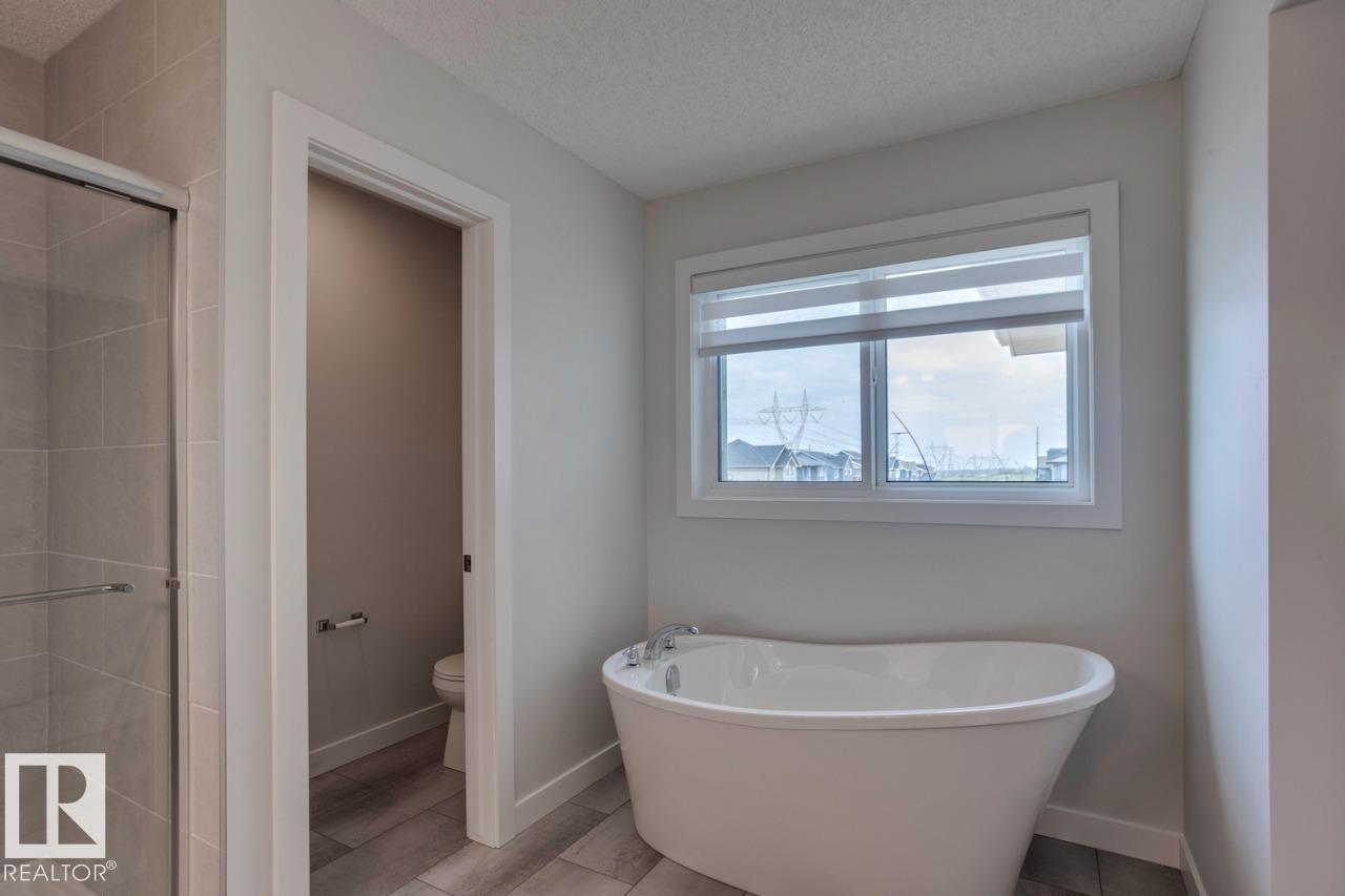 Photo 31 of 2831 191 St Nw, Edmonton AB