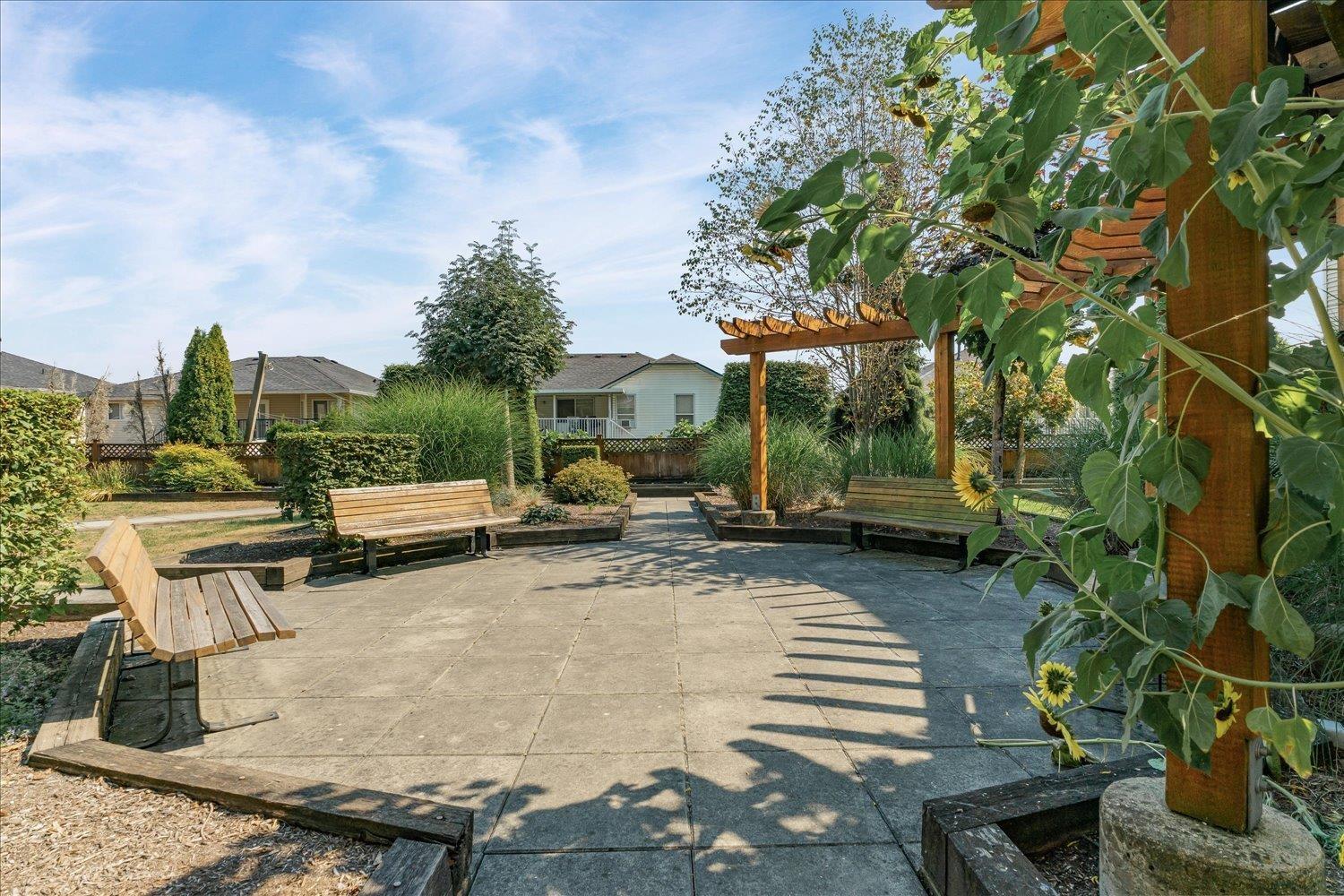 Photo 24 of 311 30525 Cardinal Avenue, Abbotsford BC