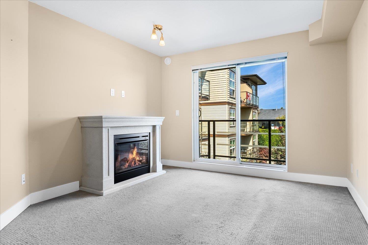 Photo 10 of 311 30525 Cardinal Avenue, Abbotsford BC