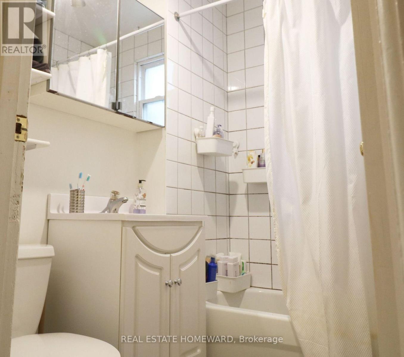 Photo 10 of 118 Huron Street, Toronto ON