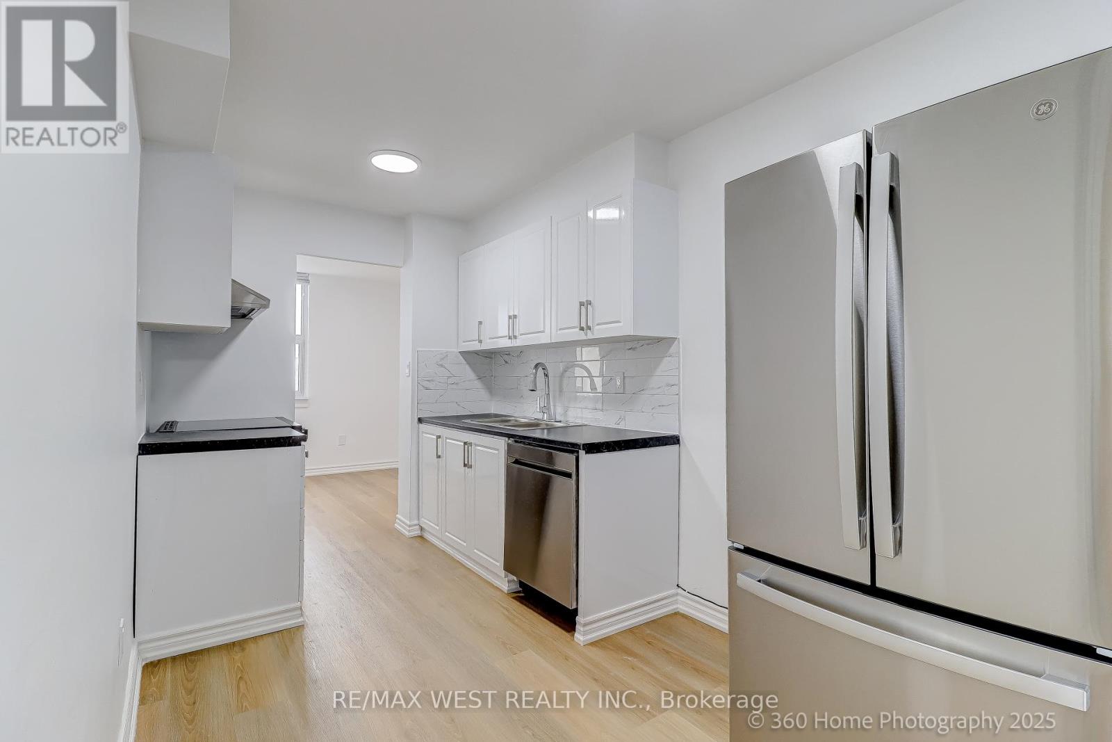 Photo 22 of 803 3 Massey Square, Toronto ON