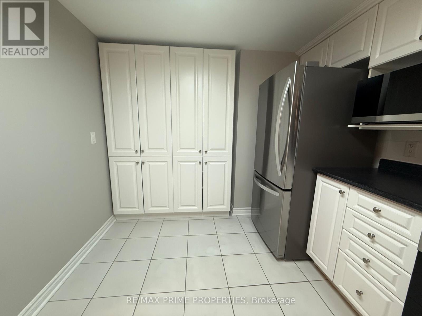Photo 8 of 320 85 The Boardwalk Way, Markham ON