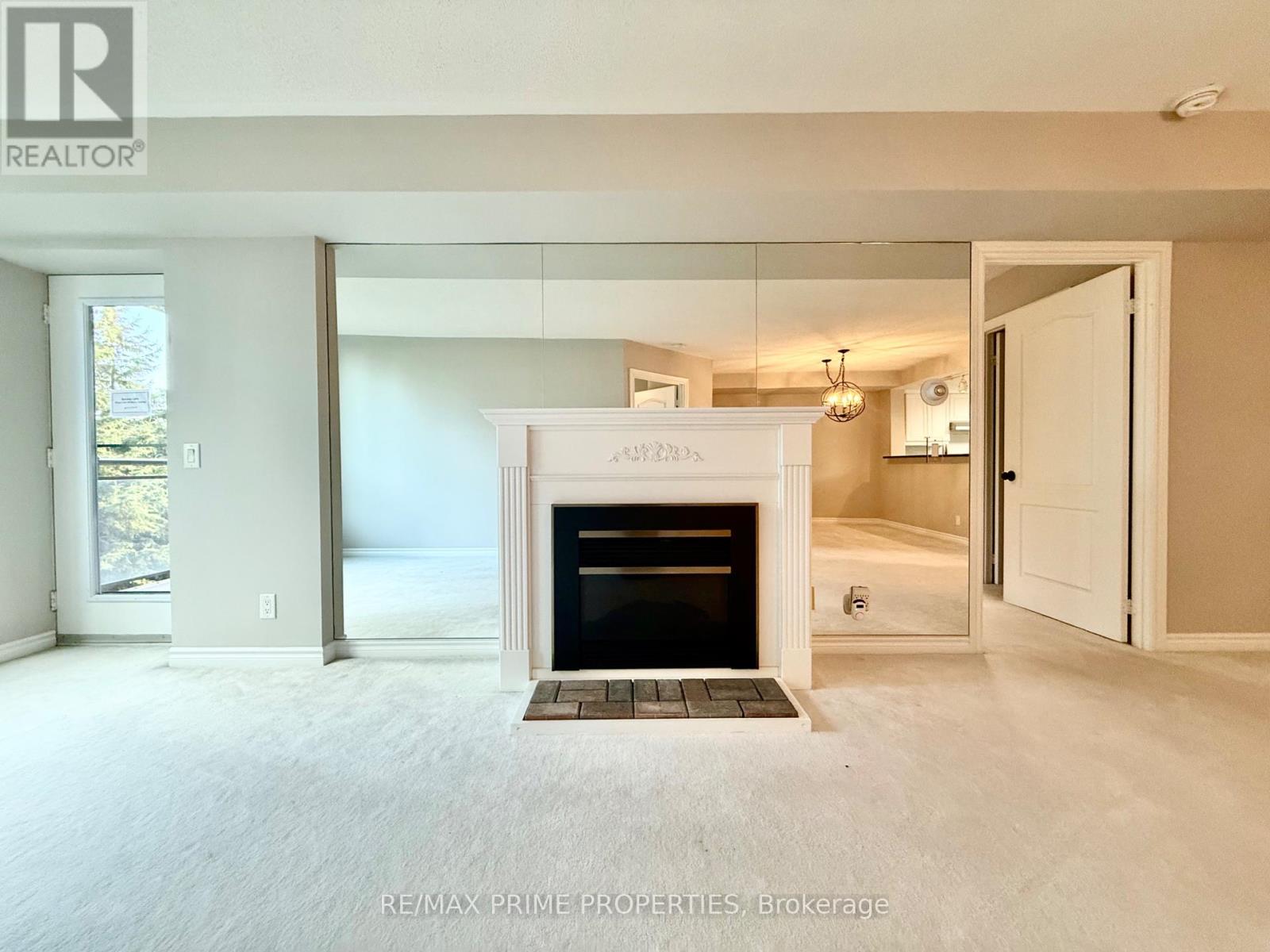 Photo 25 of 320 85 The Boardwalk Way, Markham ON