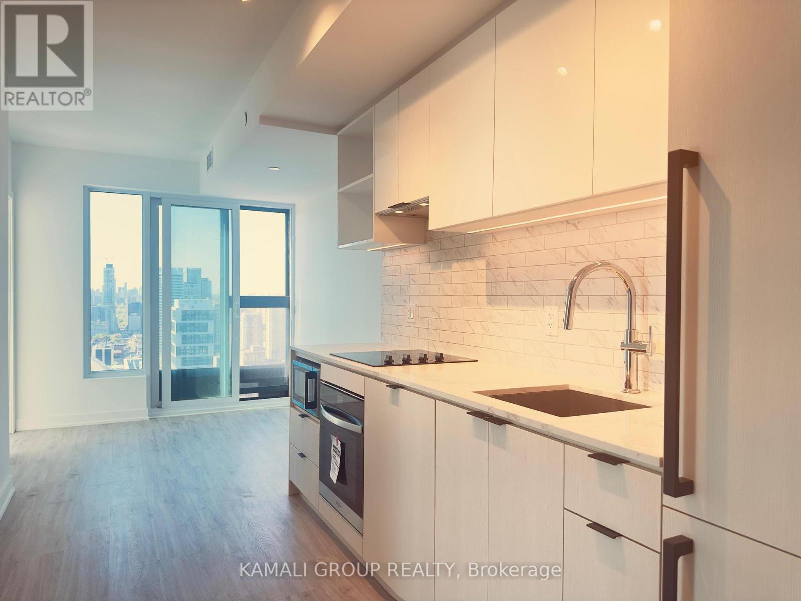 Photo 14 of 4503 252 Church Street, Toronto ON