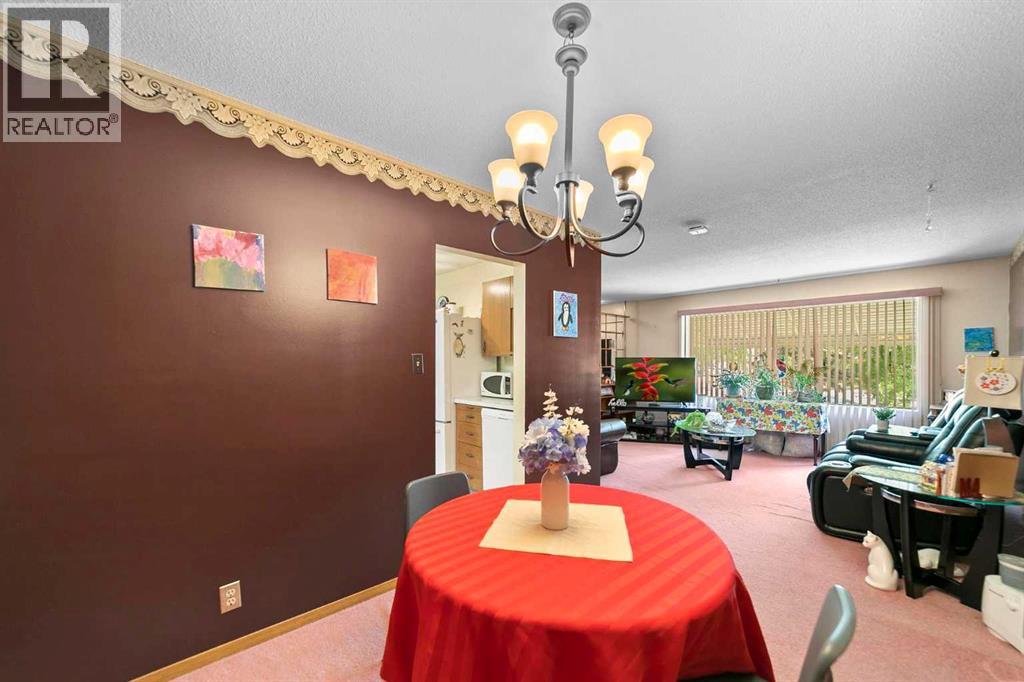 Photo 8 of 38 Mt Pleasant Drive, Camrose AB