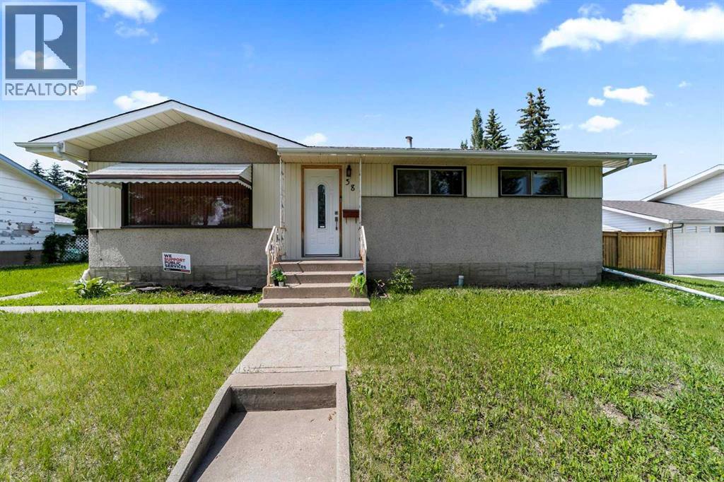 Photo 20 of 38 Mt Pleasant Drive, Camrose AB