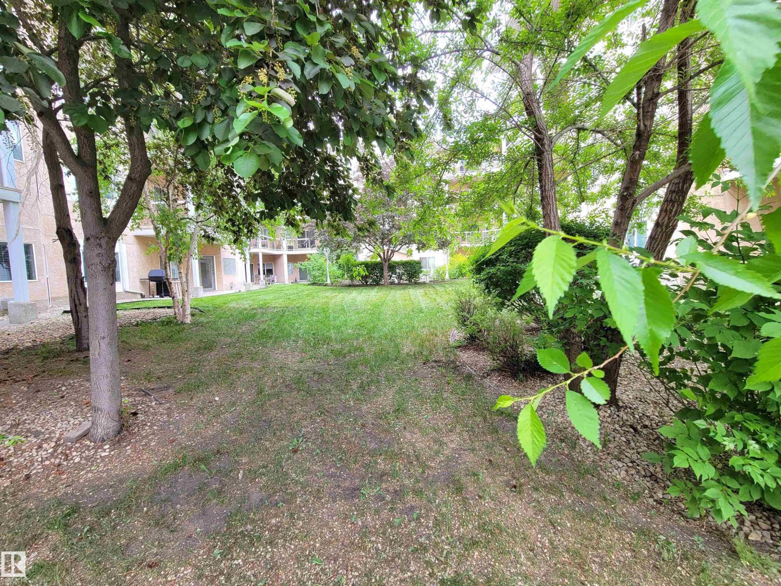 Photo 19 of 312 10511 42 Av Nw, Edmonton AB