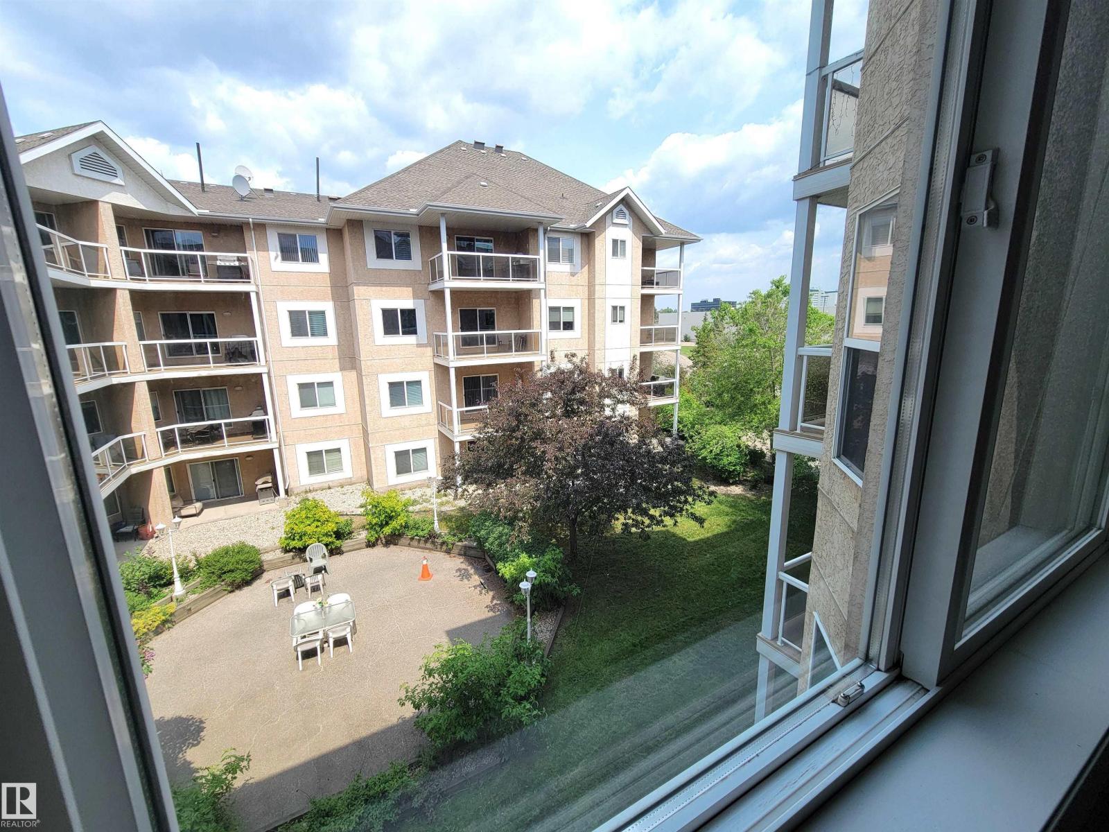 Photo 17 of 312 10511 42 Av Nw, Edmonton AB