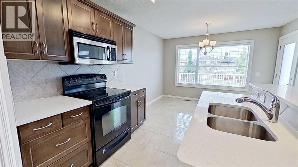 Photo 31 of 161 Silverado Range Cove Sw, Calgary AB
