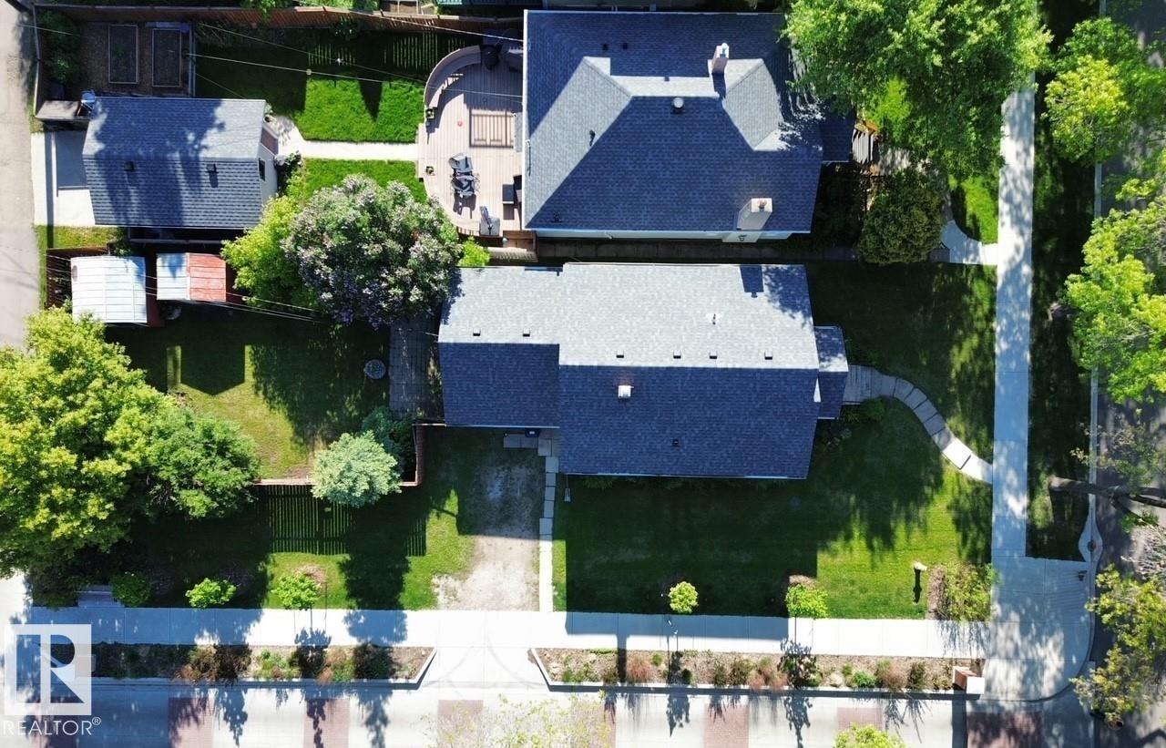 Photo 61 of 9758 88 Av Nw, Edmonton AB