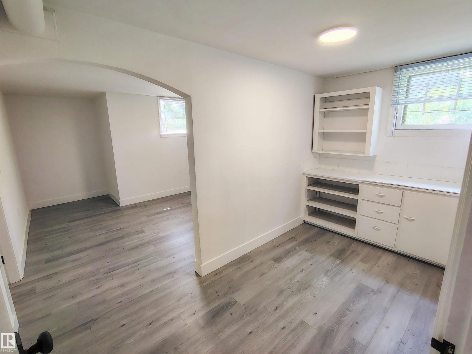 Photo 39 of 9758 88 Av Nw, Edmonton AB