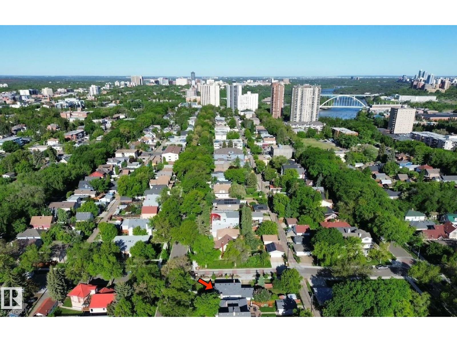 Photo 63 of 9758 88 Av Nw, Edmonton AB