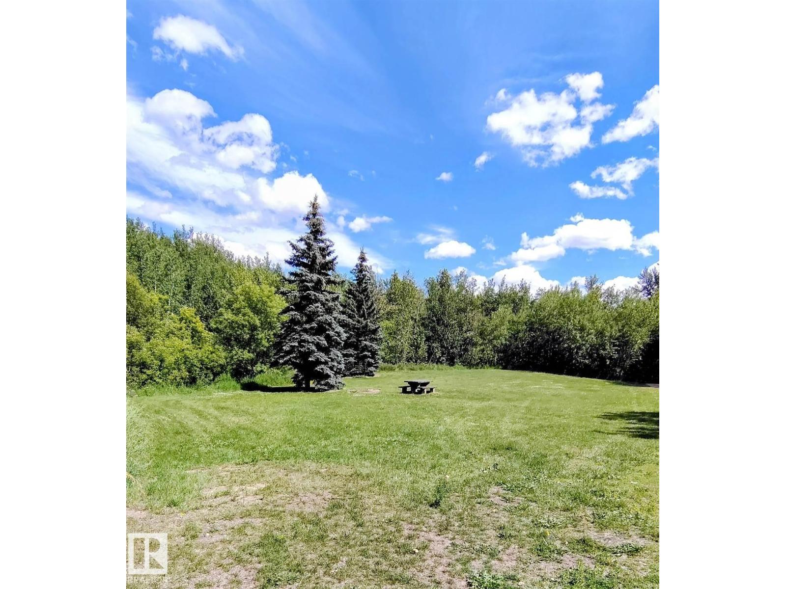 Photo 71 of 9758 88 Av Nw, Edmonton AB