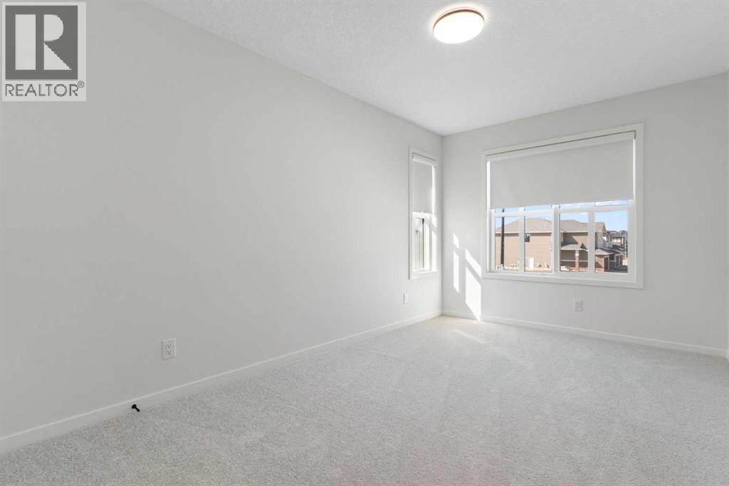 Photo 31 of 266 West Grove Lane Sw, Calgary AB