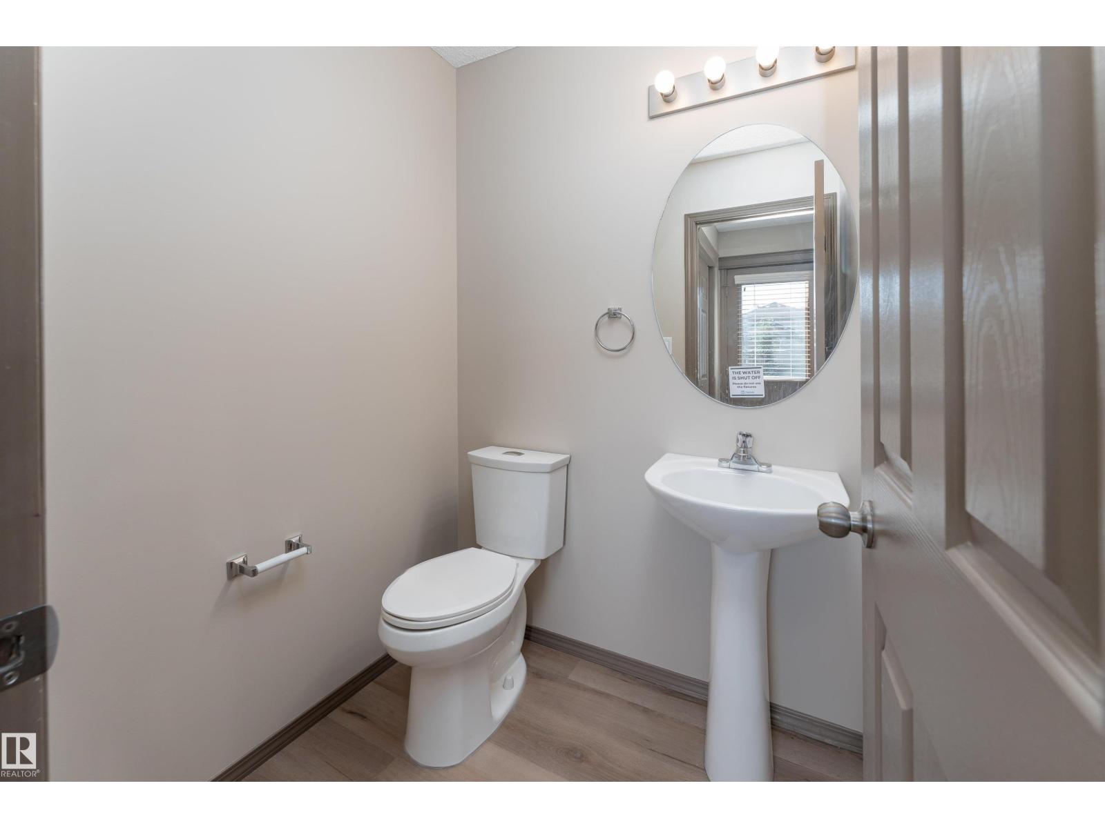 Photo 5 of 625 88 A St Sw, Edmonton AB