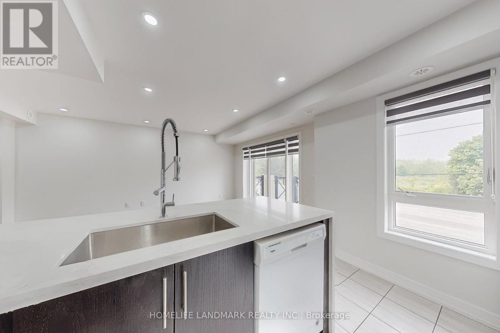 Photo 26 of 2503 30 Westmeath Lane, Markham ON