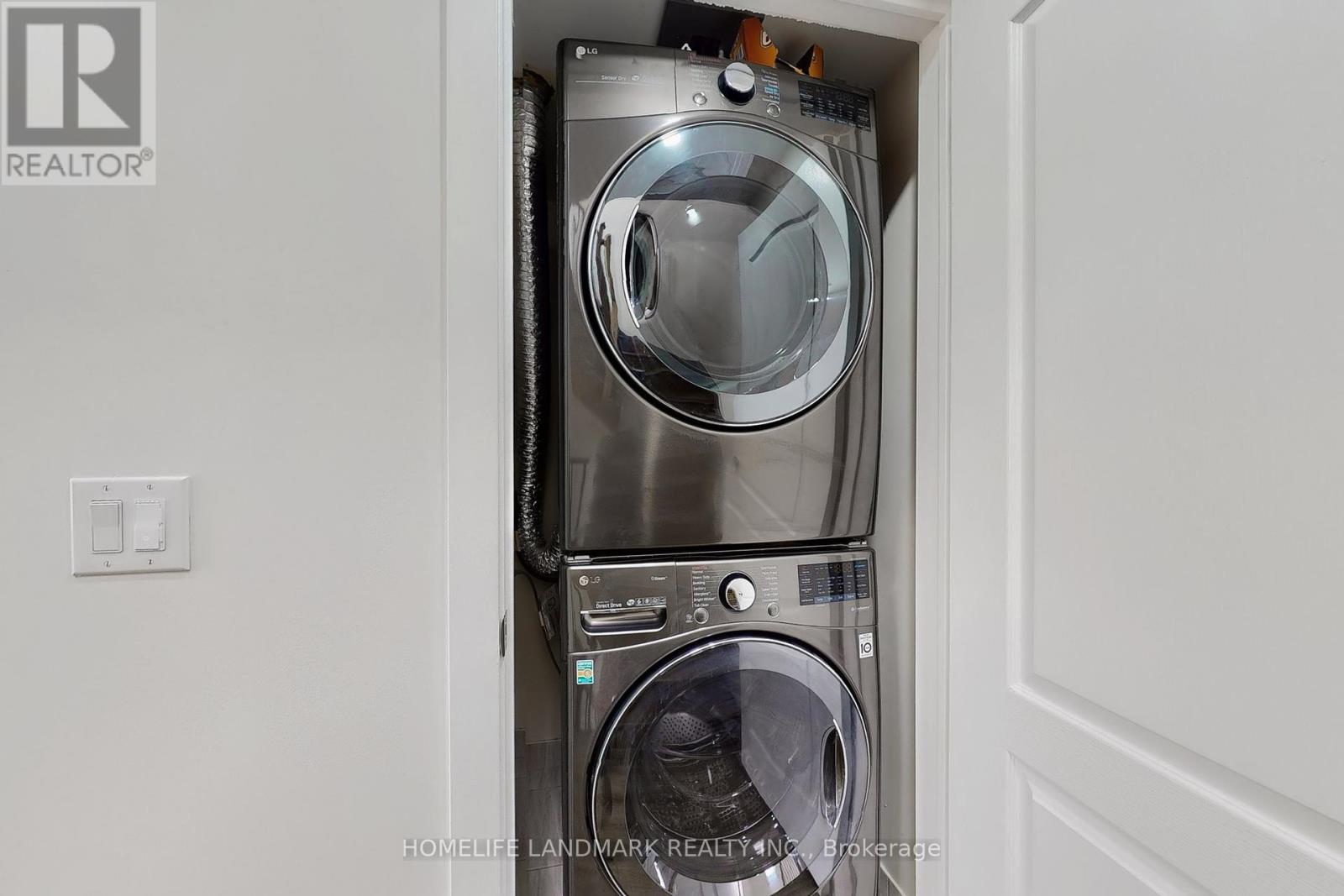 Photo 9 of 2503 30 Westmeath Lane, Markham ON