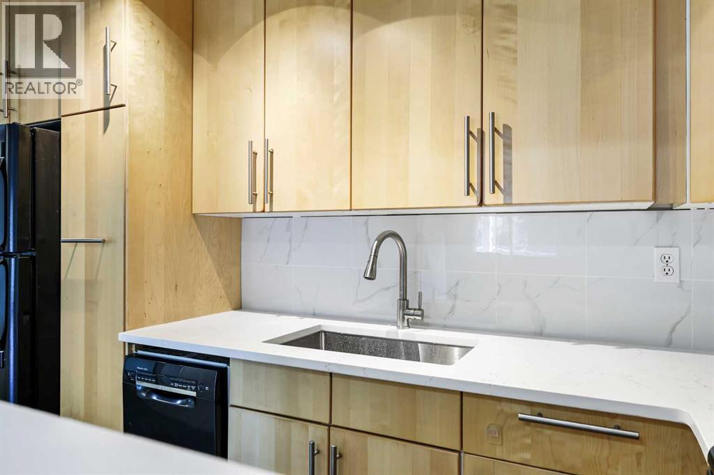 Photo 2 of 305 732 57 Avenue Sw, Calgary AB