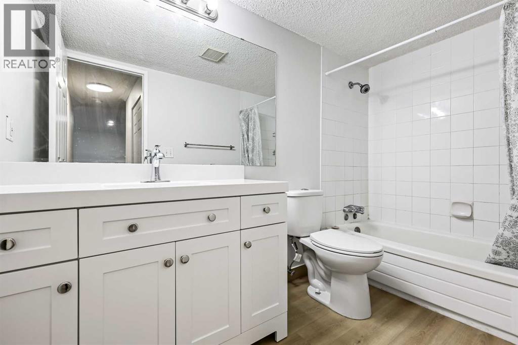 Photo 14 of 305 732 57 Avenue Sw, Calgary AB
