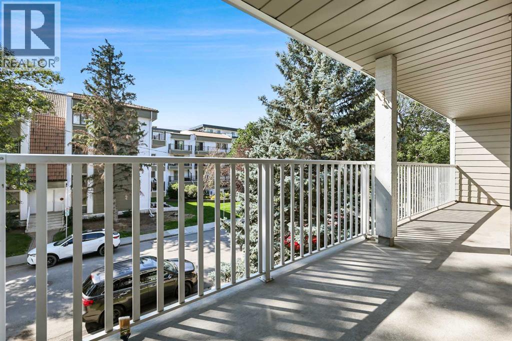 Photo 23 of 305 732 57 Avenue Sw, Calgary AB