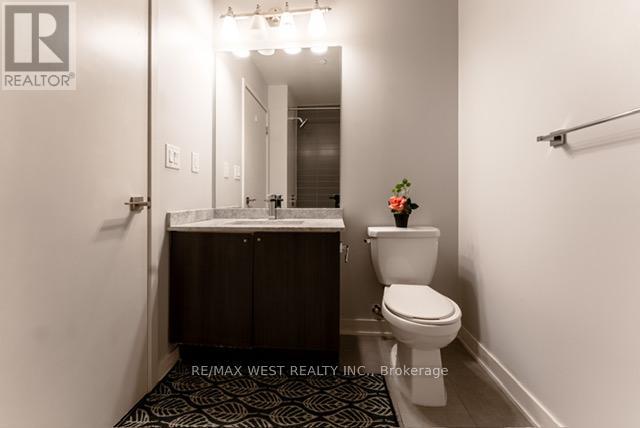 Photo 7 of 903 4011 Brickstone Mews, Mississauga ON