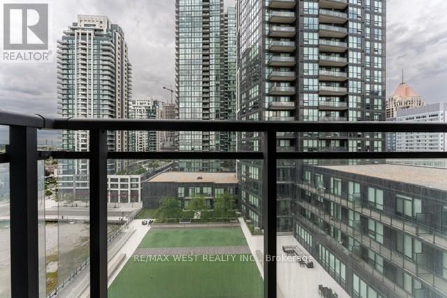 Photo 2 of 903 4011 Brickstone Mews, Mississauga ON
