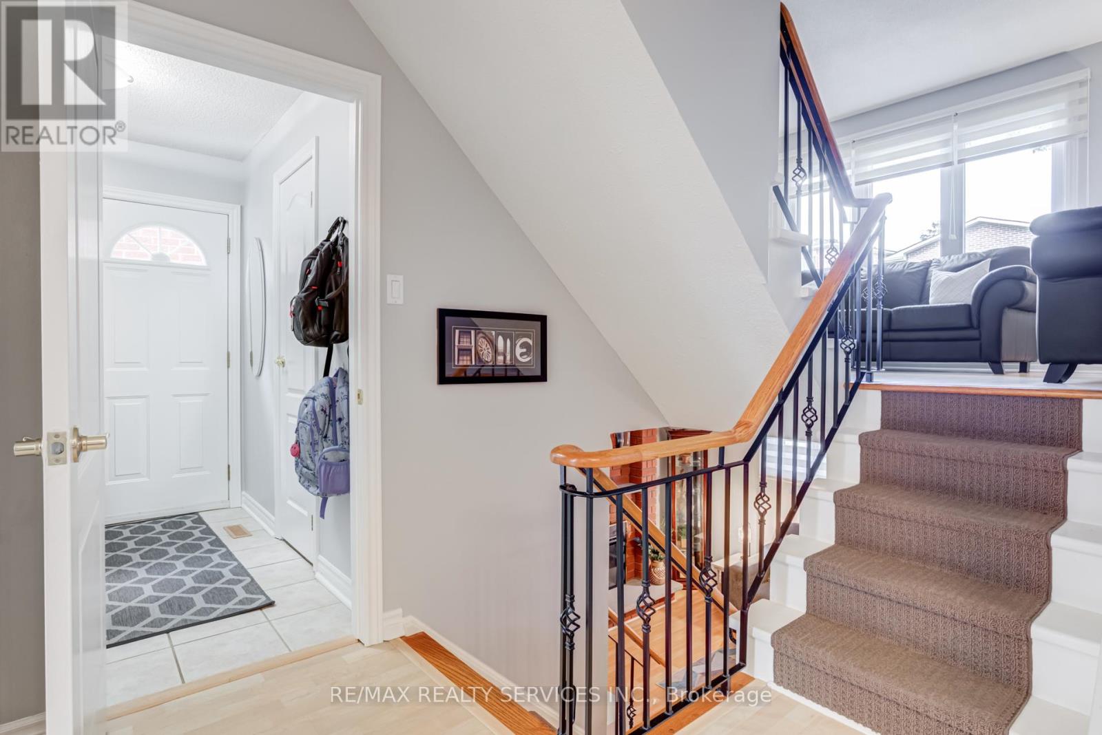 Photo 31 of 74 Crenshaw Court, Brampton ON