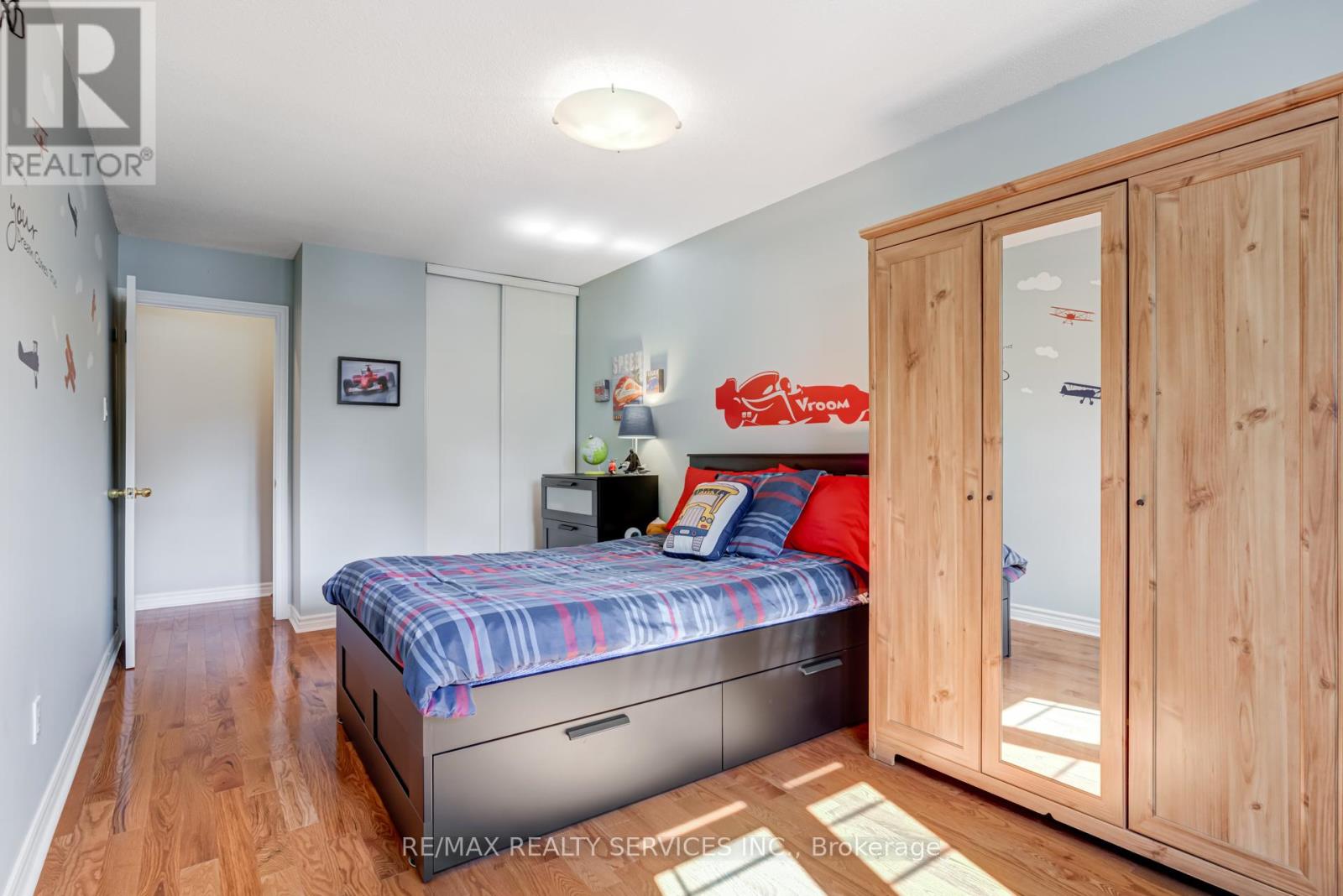 Photo 1 of 74 Crenshaw Court, Brampton ON