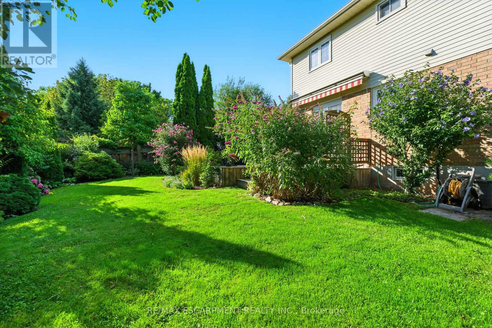 Photo 40 of 252 Mississauga Street, Oakville ON