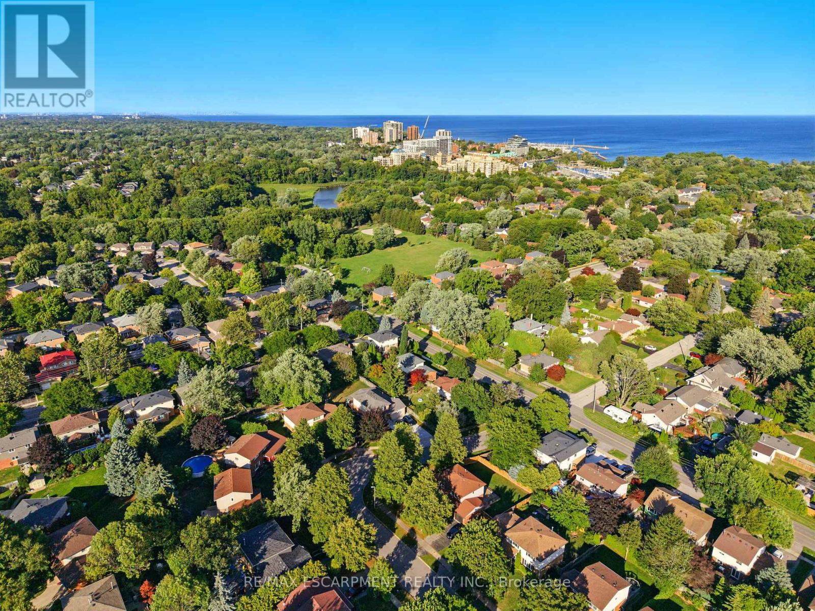 Photo 24 of 252 Mississauga Street, Oakville ON