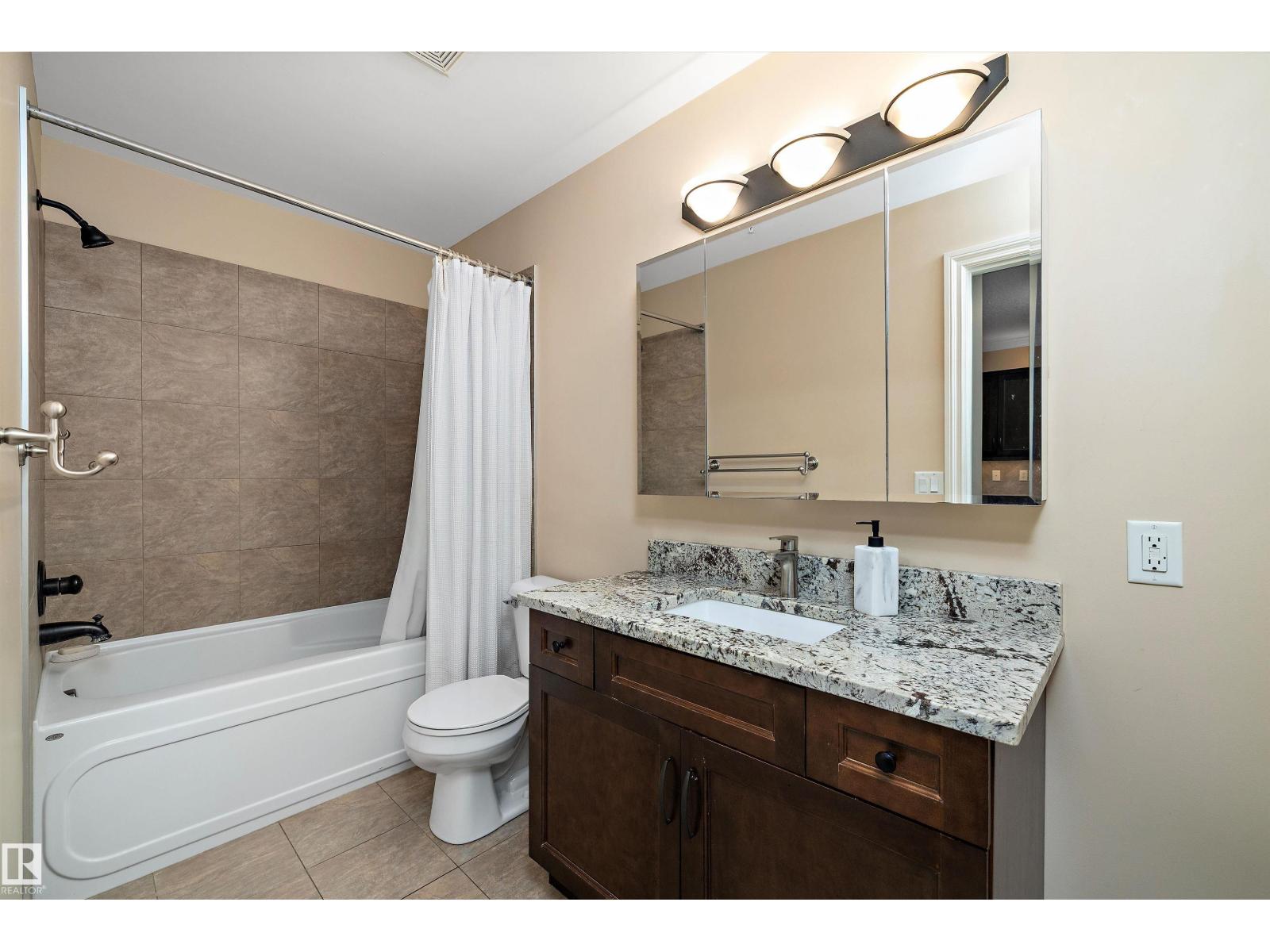 Photo 2 of 204 8631 108 St Nw, Edmonton AB