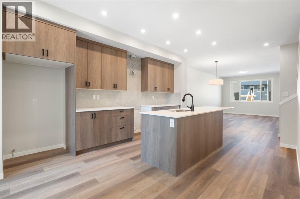 Photo 1 of 620 Rowmont Boulevard Nw, Calgary AB